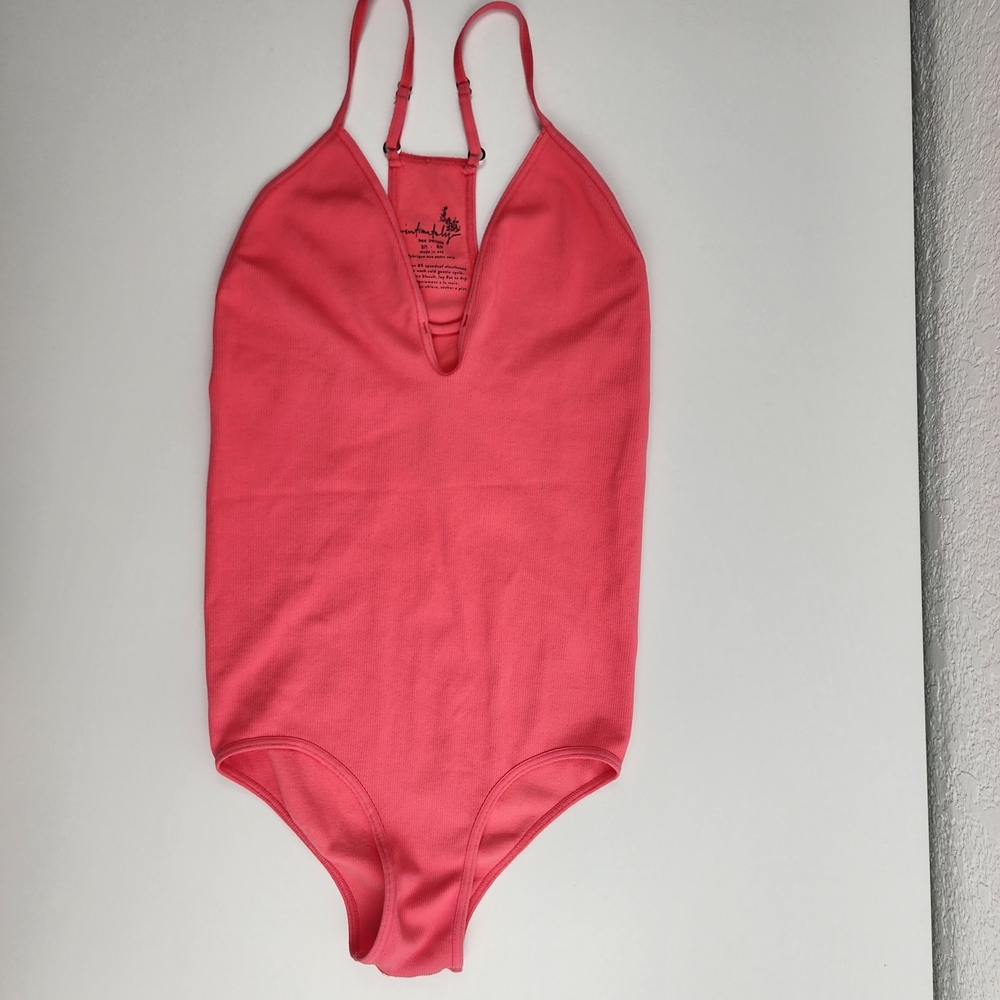 Free People "Intimately" Coral Ribbed Bodysuit - Size XS, Layering, Bohemian